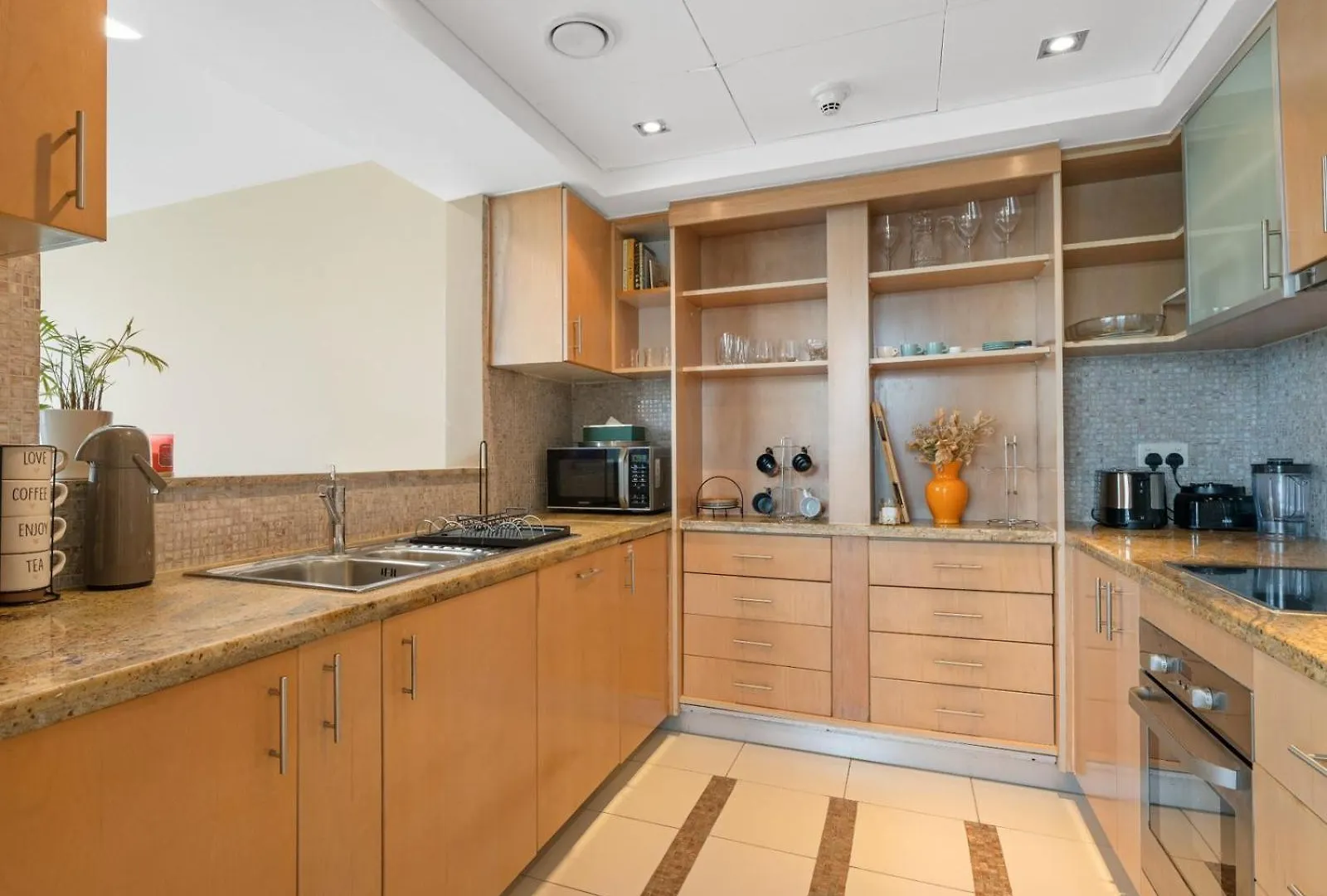 Chic 2Br Getaway - Horizon Living In Fairfield Apartment Dubai 0*,