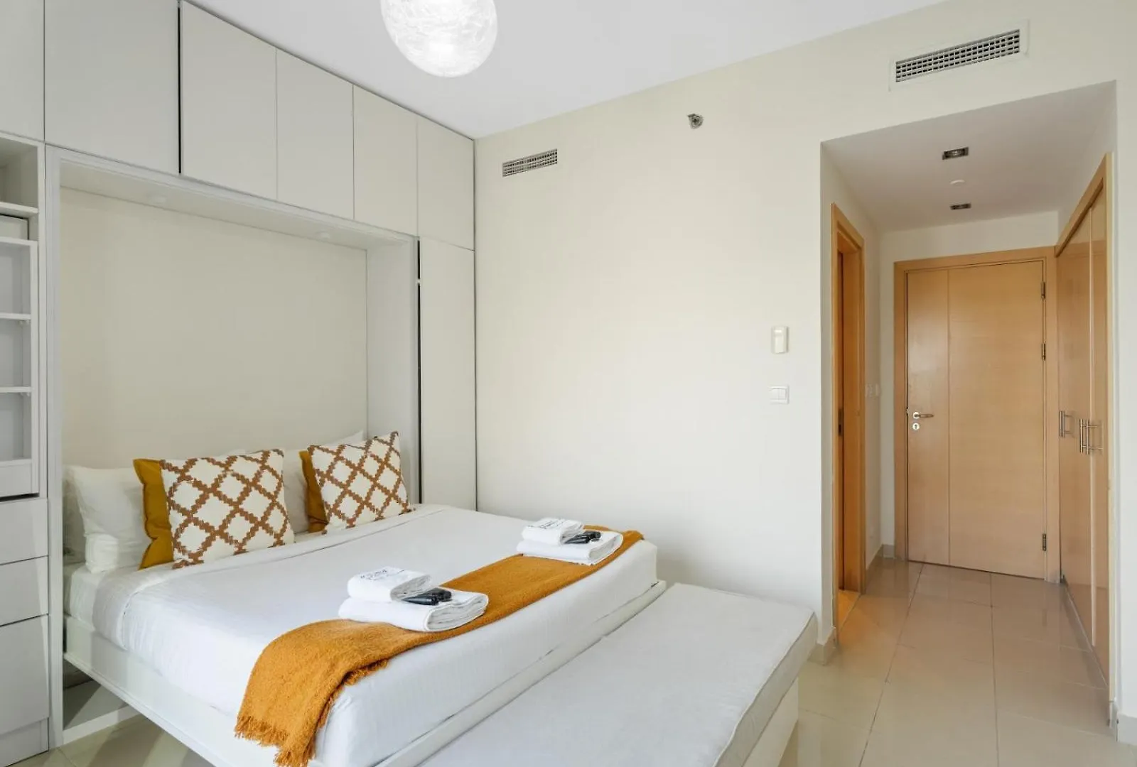 Chic 2Br Getaway - Horizon Living In Fairfield Apartment Dubai