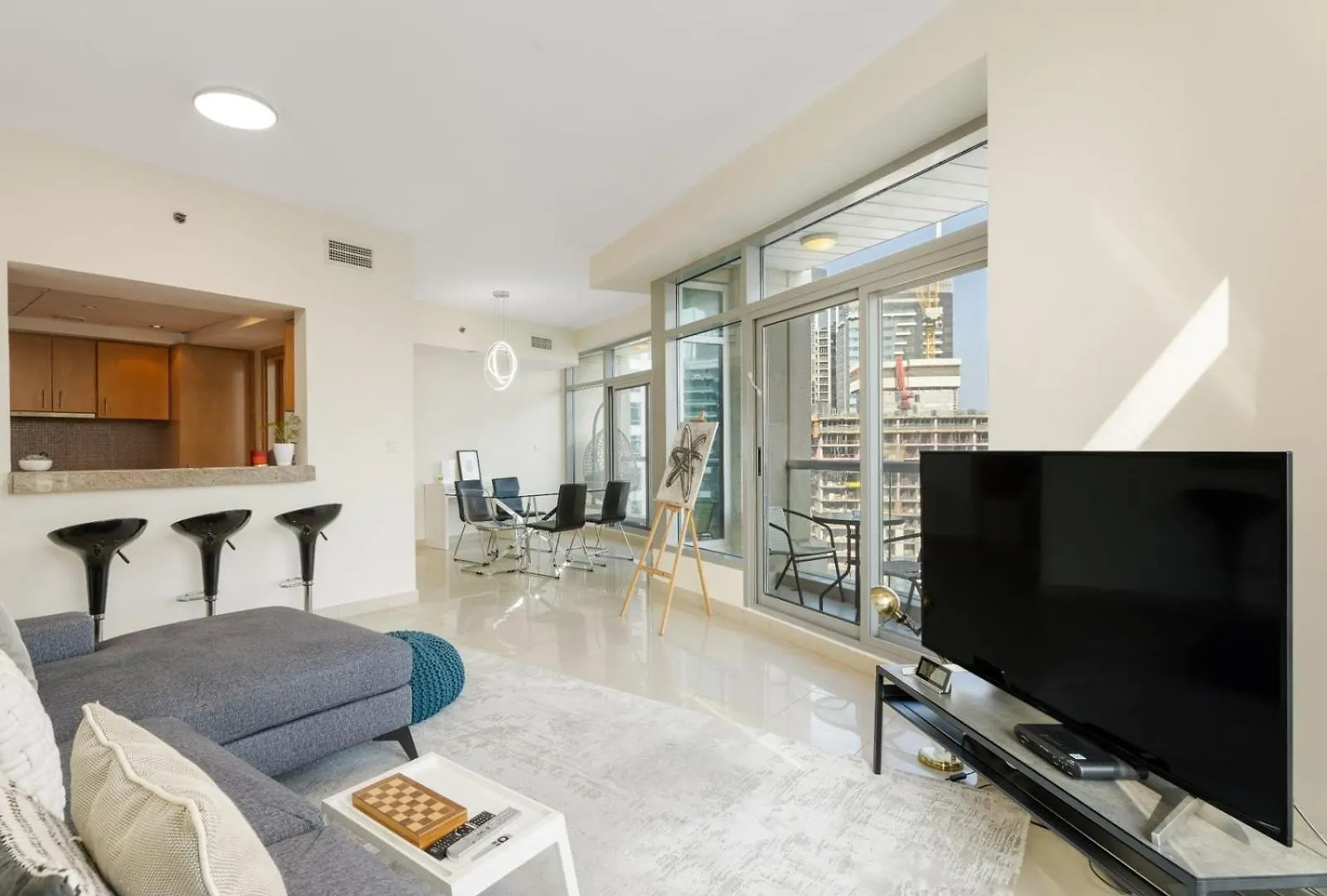 Chic 2Br Getaway - Horizon Living In Fairfield Apartment Dubai