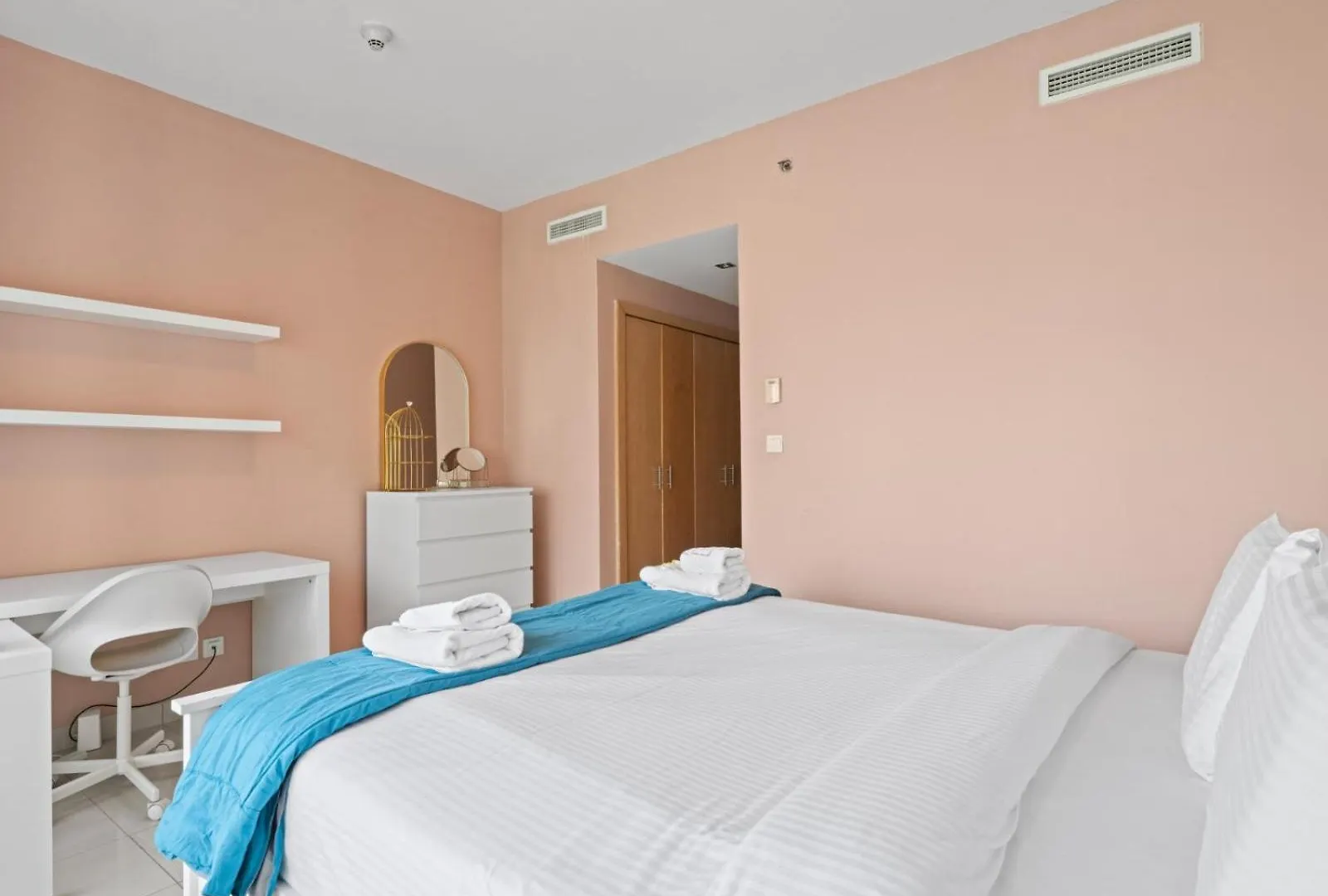 Chic 2Br Getaway - Horizon Living In Fairfield Lägenhet Dubai
