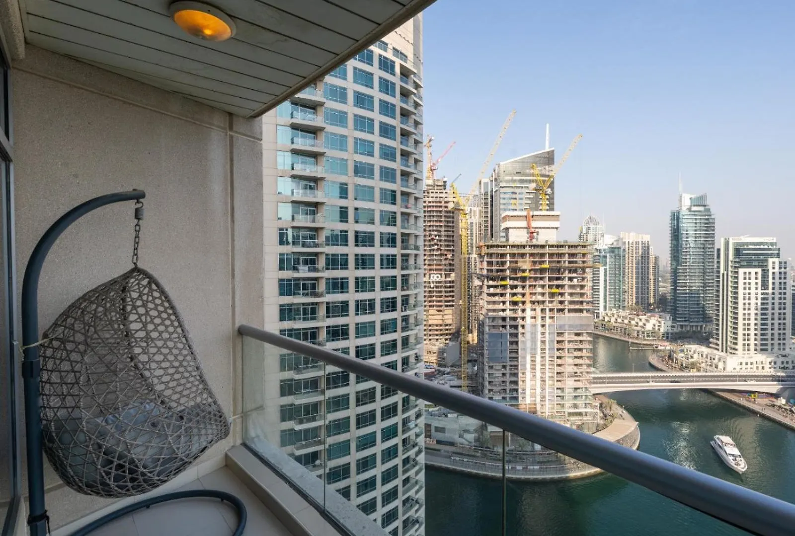 Chic 2Br Getaway - Horizon Living In Fairfield Lägenhet Dubai Förenade Arabemiraten